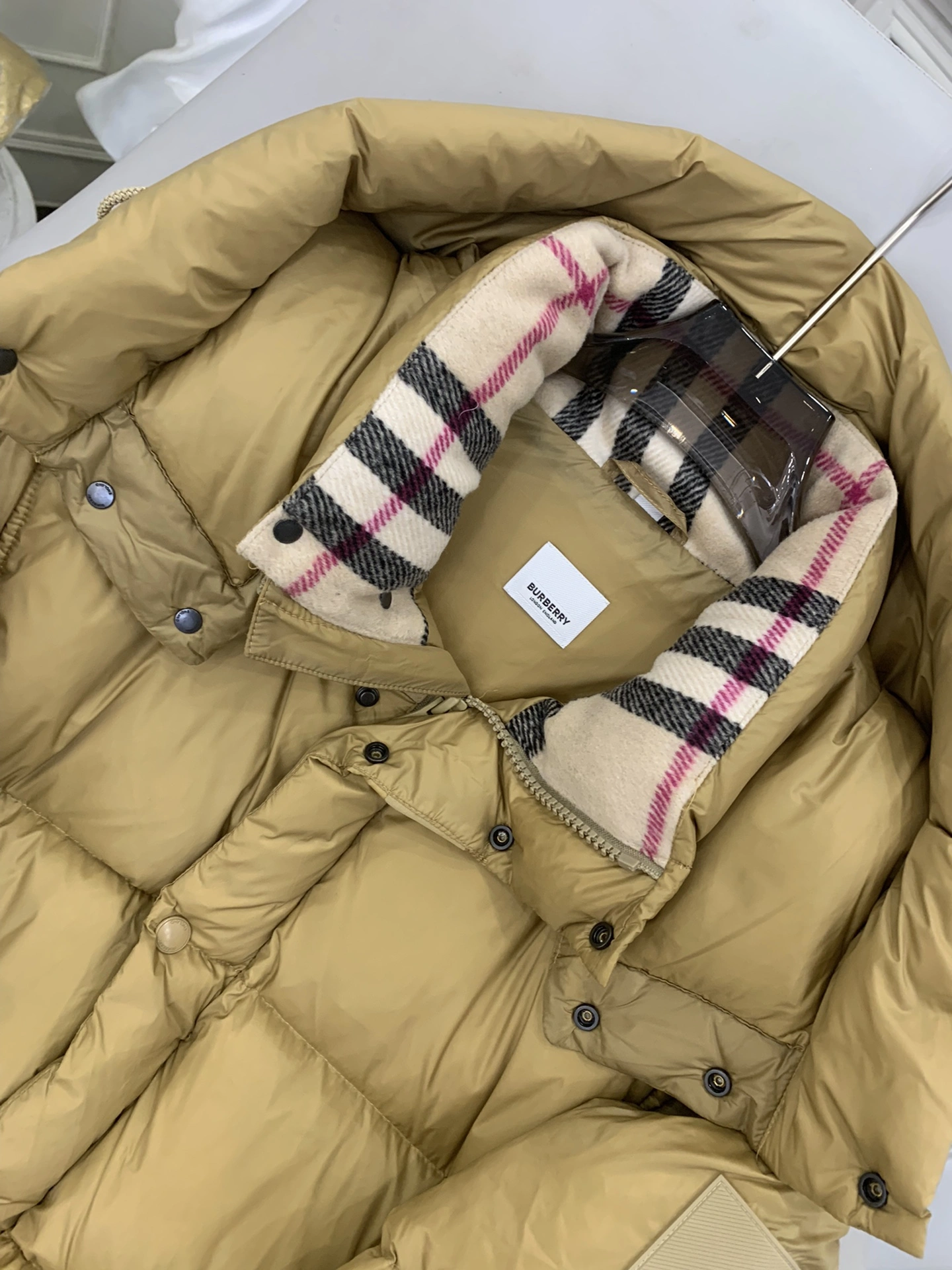 Burberry Down Jackets Vibrant 106064