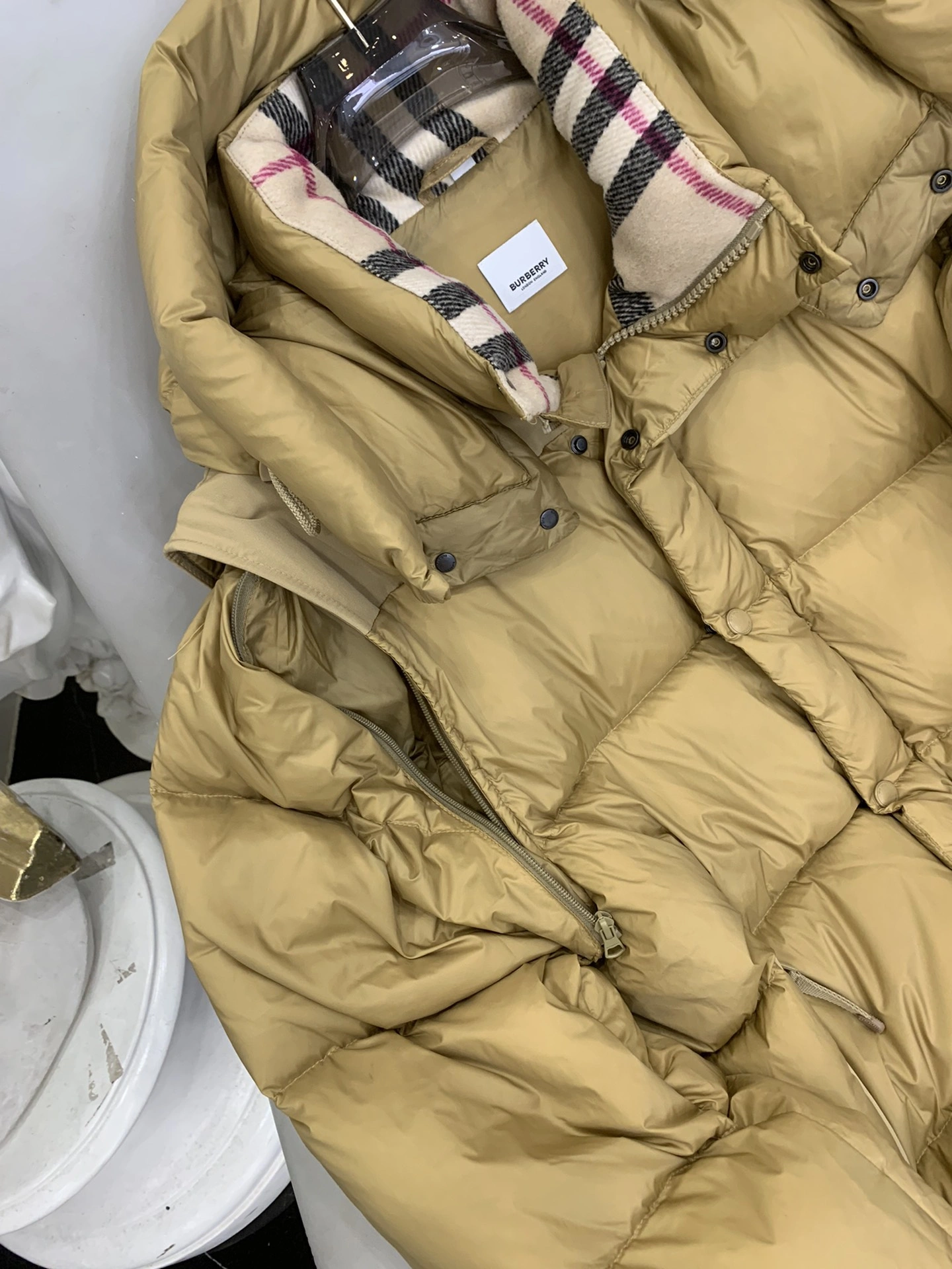 Burberry Down Jackets Vibrant 106064