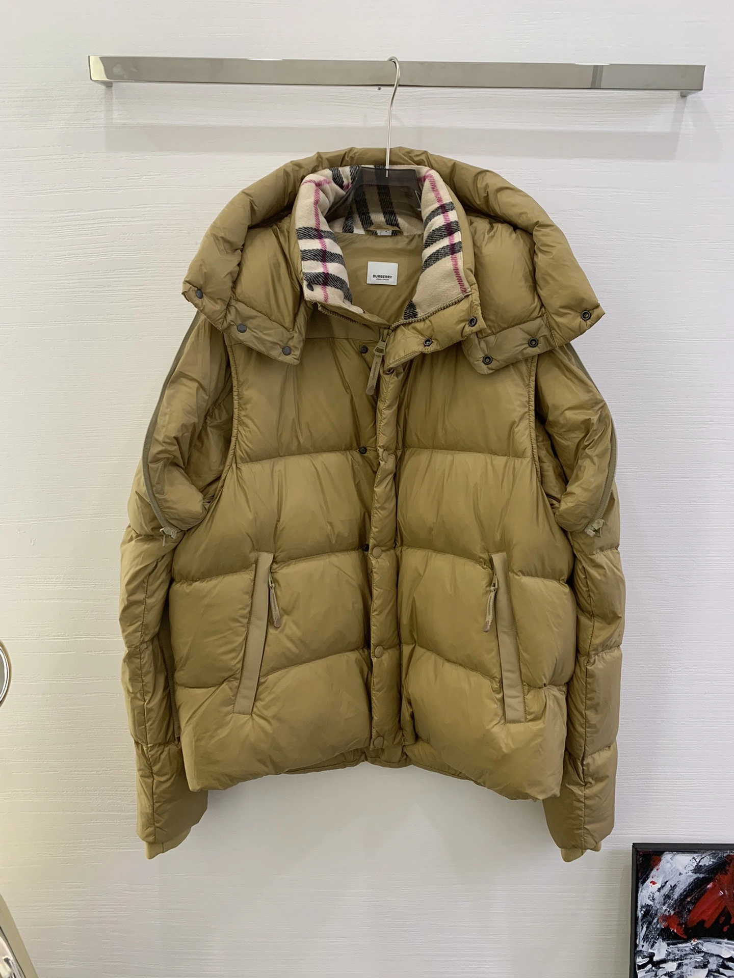 Original Burberry Down Jackets 106120