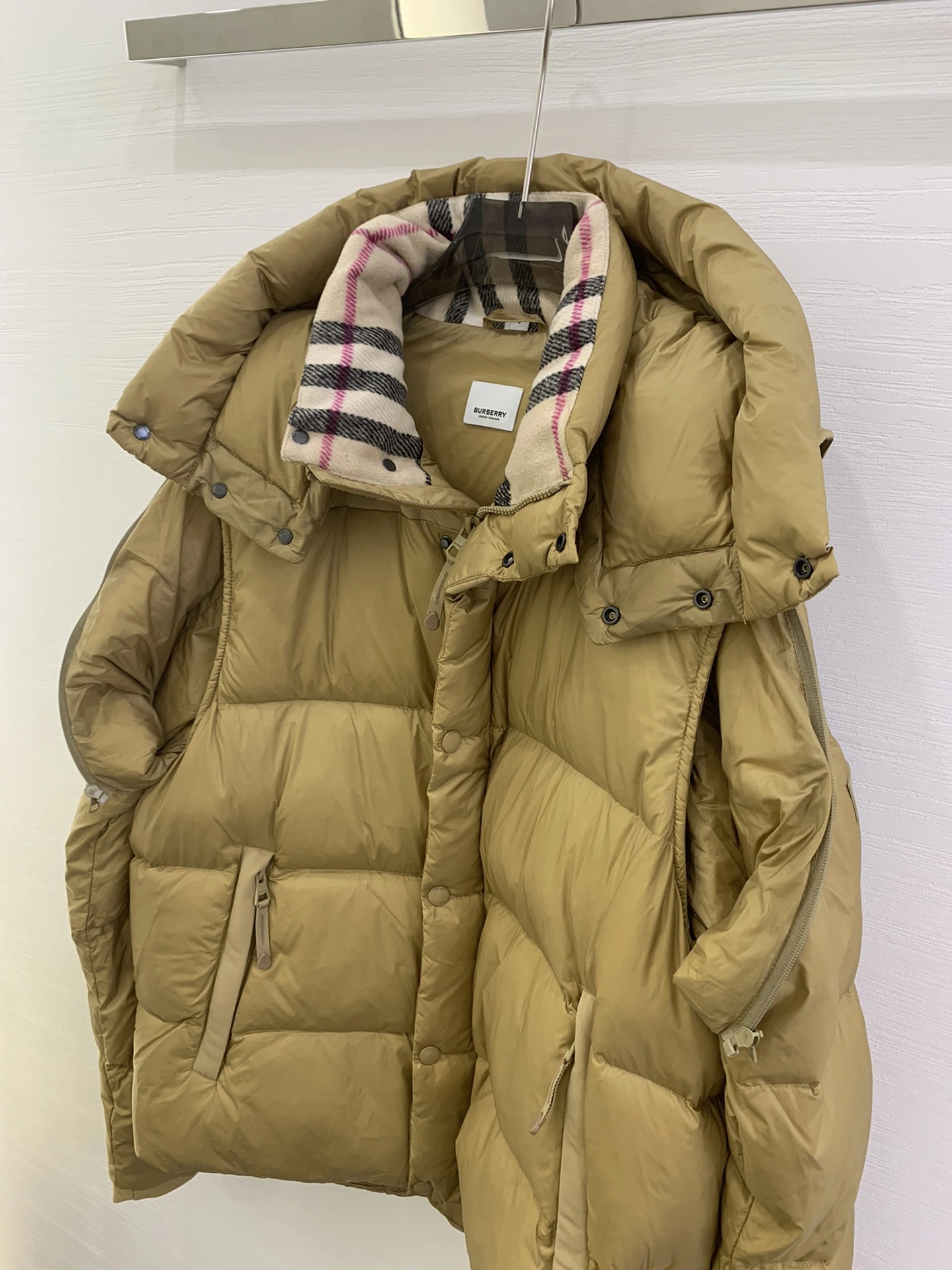 Original Burberry Down Jackets 106120