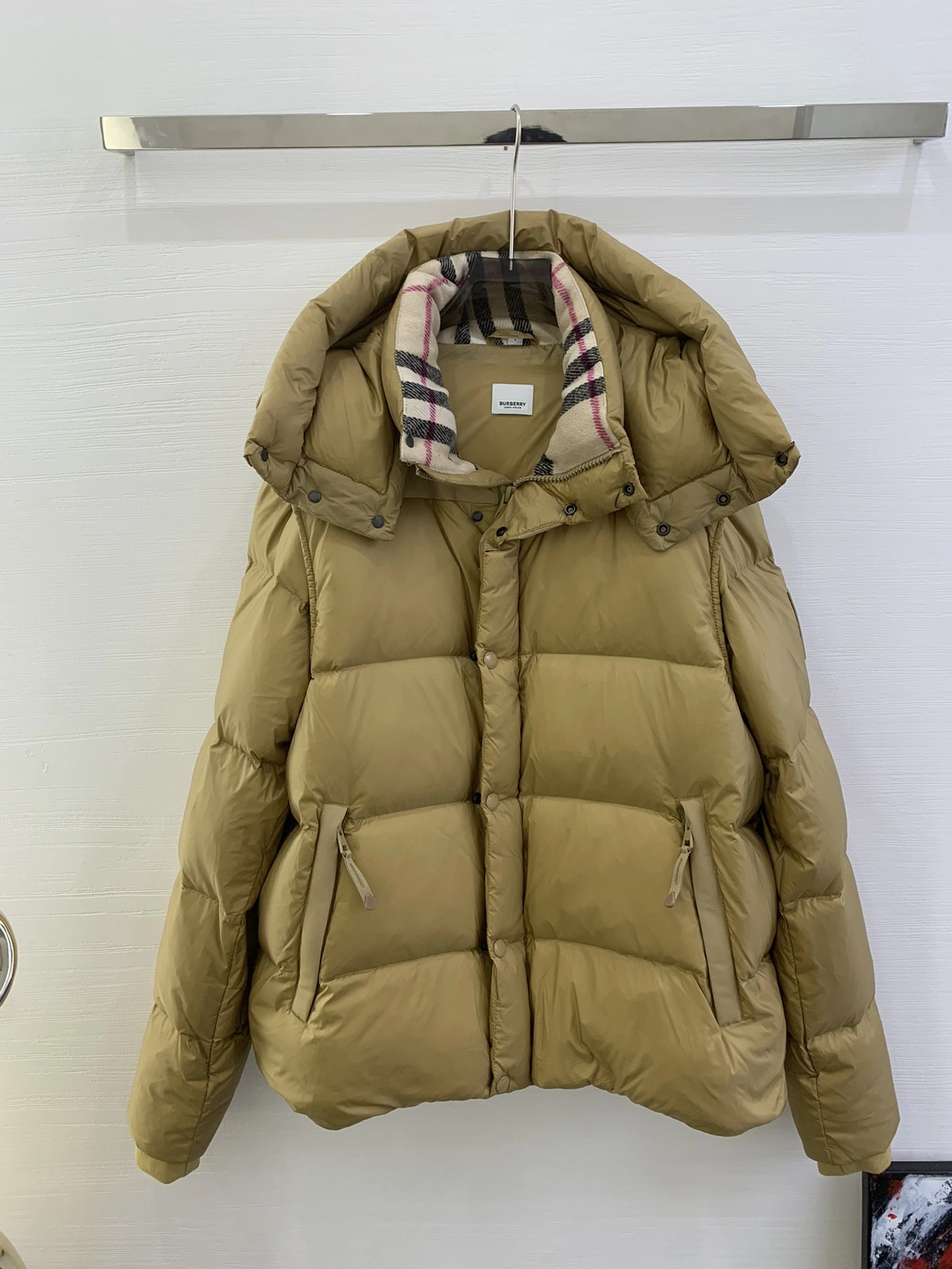 Original Burberry Down Jackets 106120