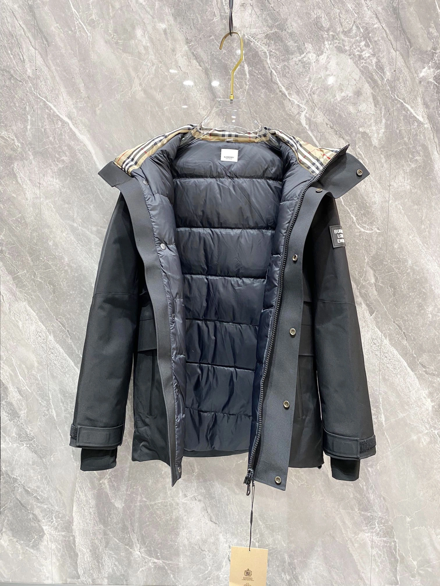 Burberry Down Jackets EyeCatching 106060