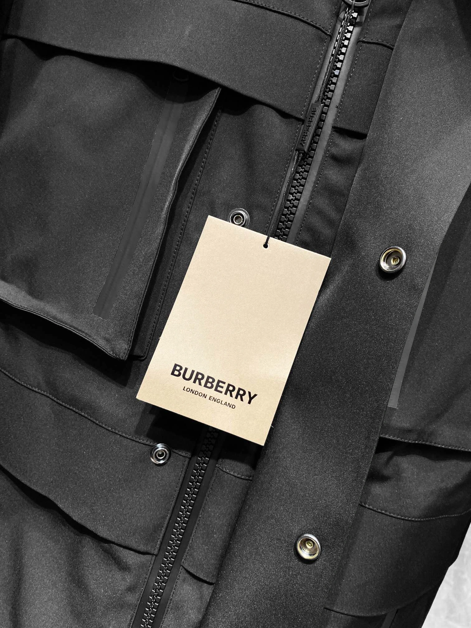 Burberry Down Jackets EyeCatching 106060