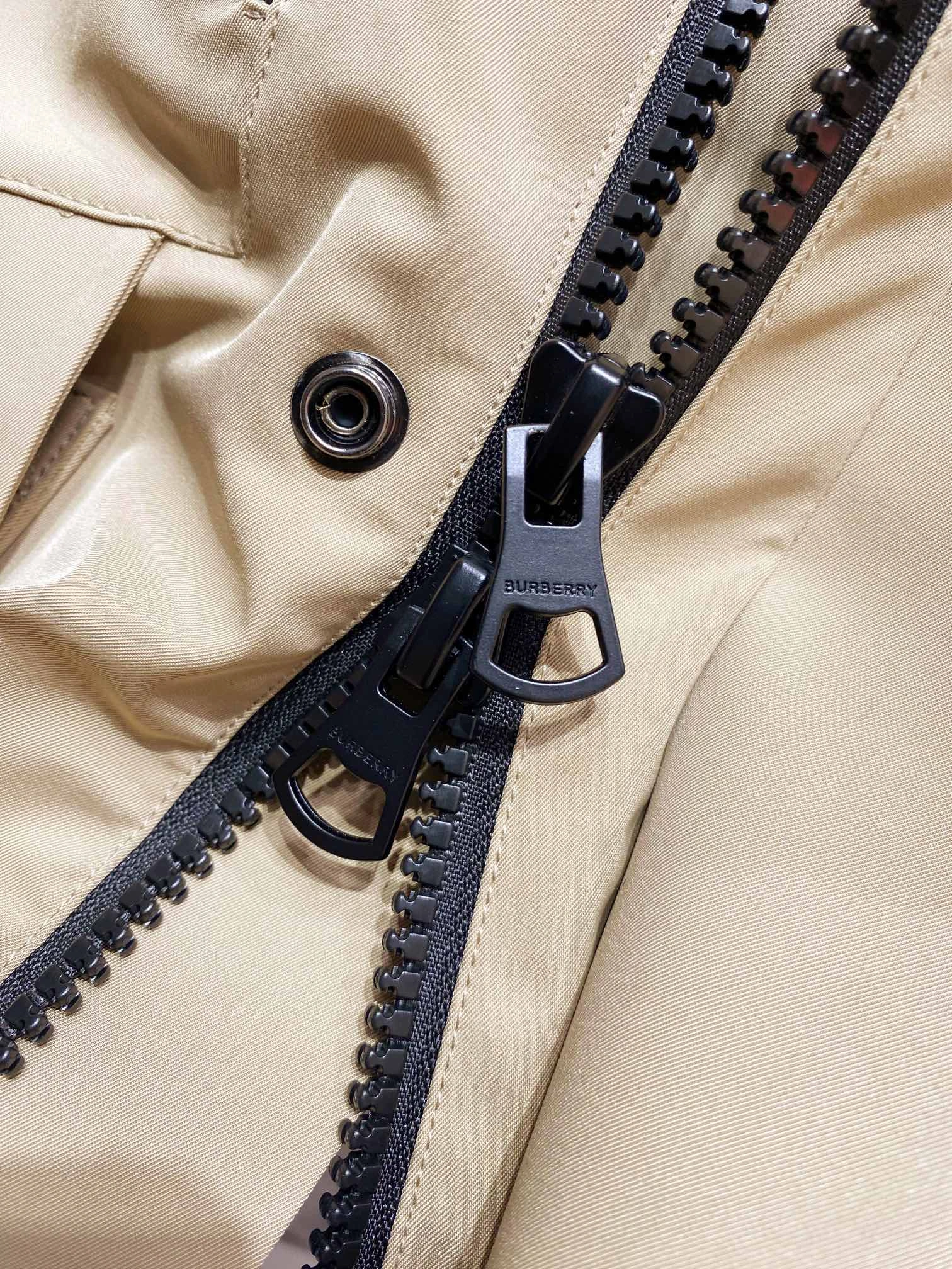 Functional Burberry Down Jackets 106104