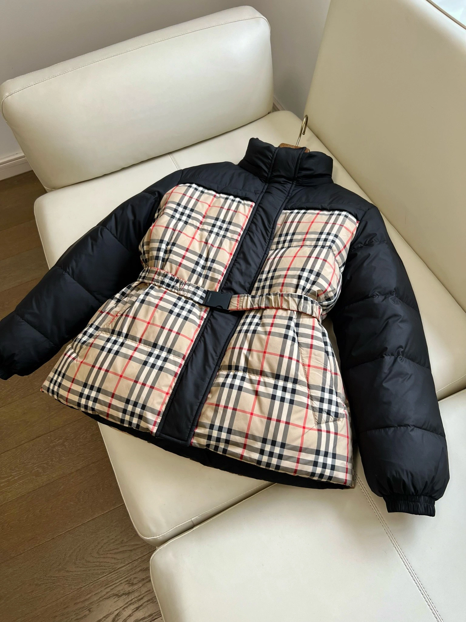 OnTrend Burberry Down Jackets 106091