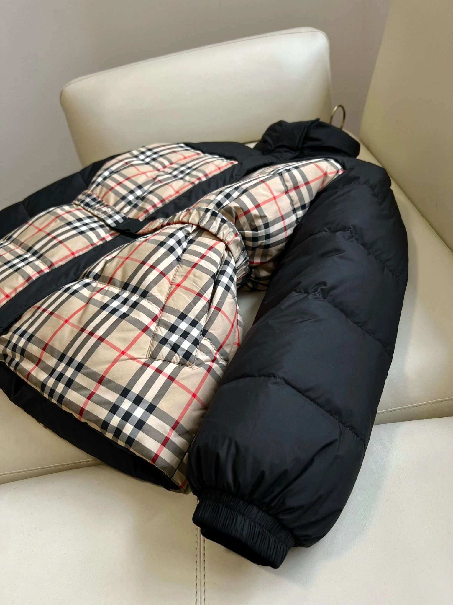 OnTrend Burberry Down Jackets 106091