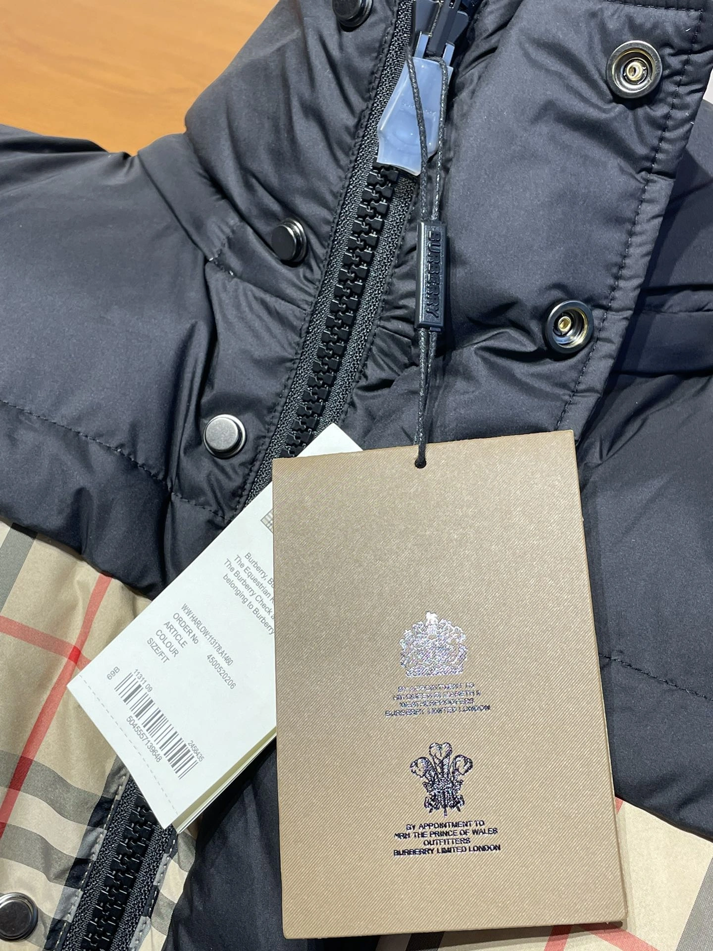 Premium Burberry Down Jackets 106050