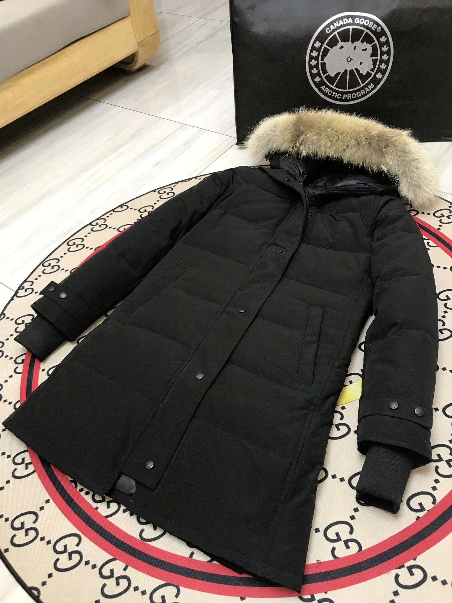 Contemporary Burberry Down Jackets 106047
