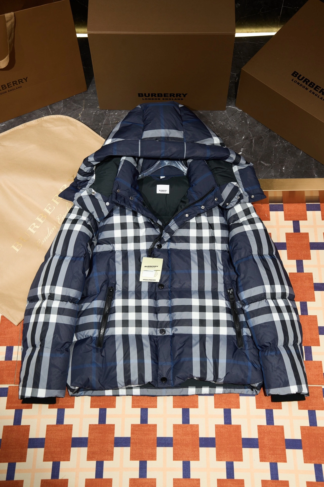 Burberry Down Jackets AllSeason 106048