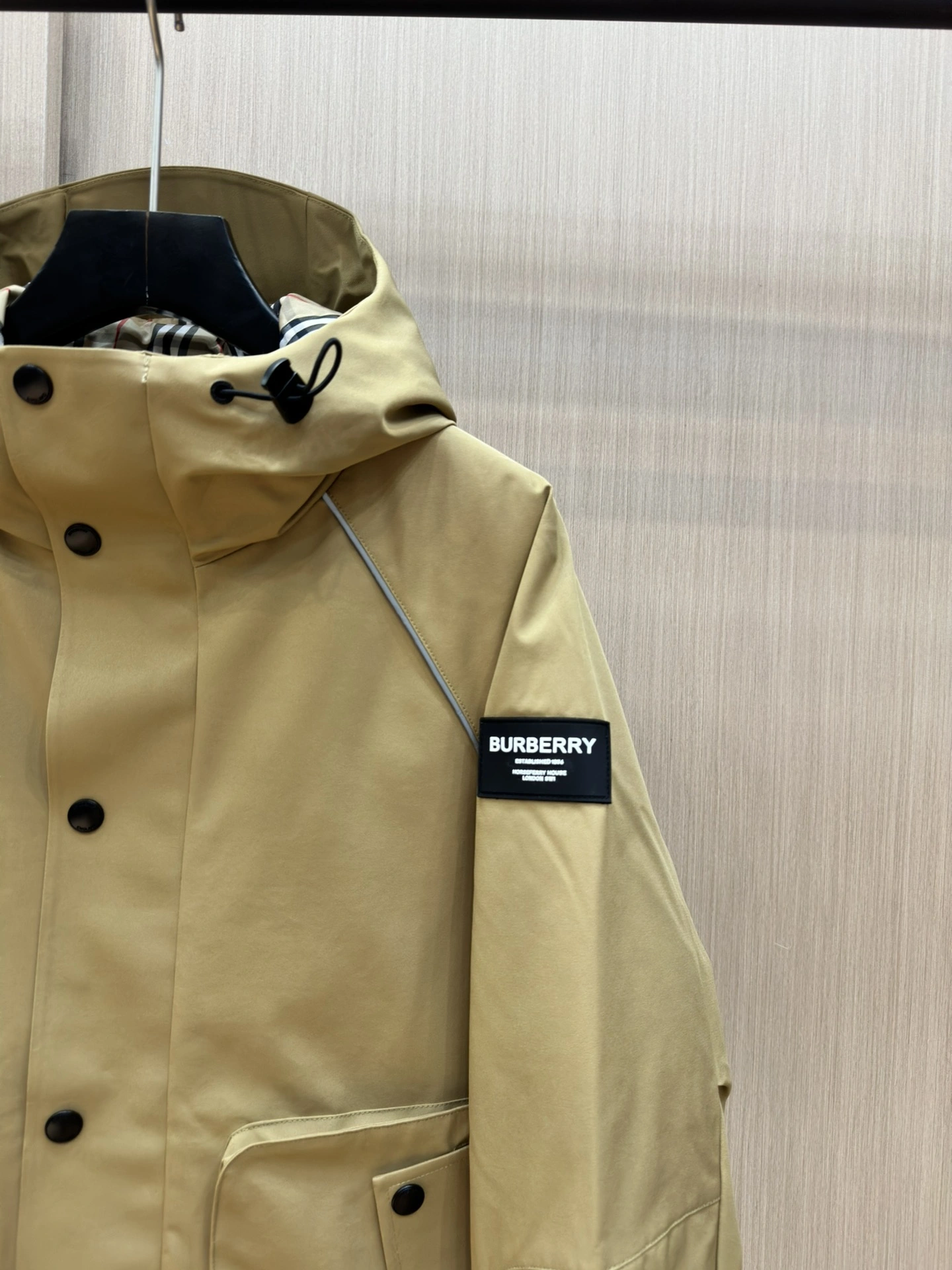 Burberry Down Jackets Sophisticated 106045