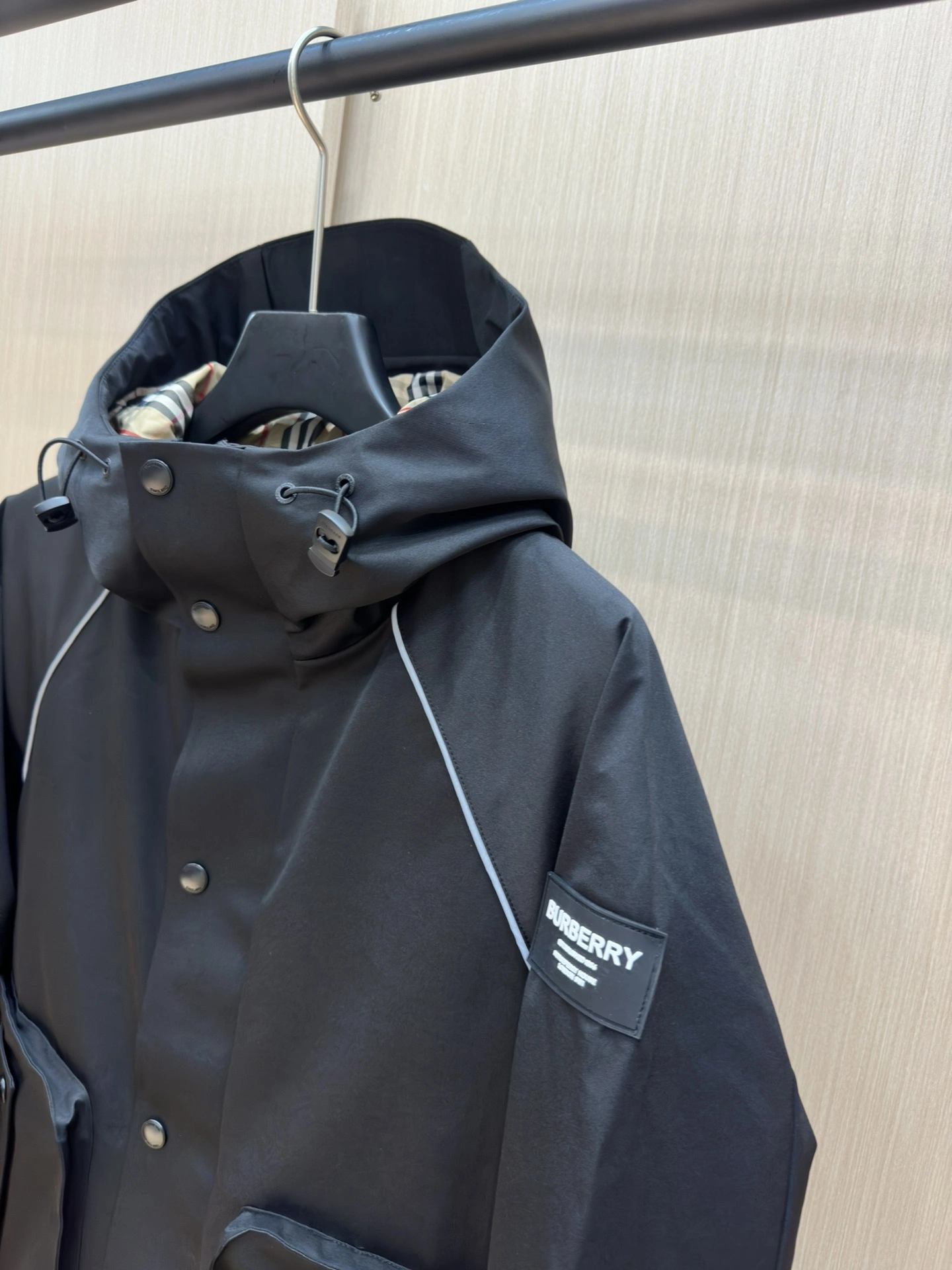 Breathable Burberry Down Jackets 106043