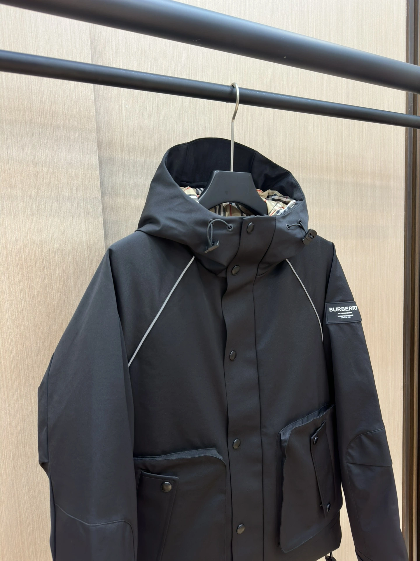 Breathable Burberry Down Jackets 106043
