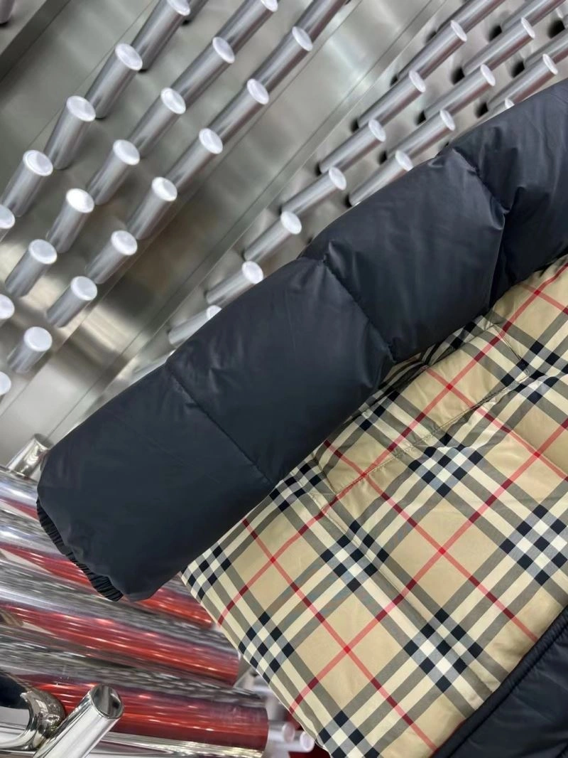 Sustainable Burberry Down Jackets 105999
