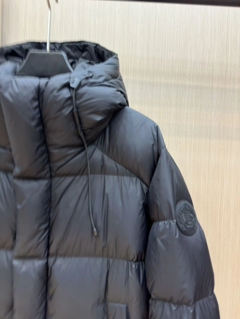 Burberry Down Jackets Stylish 106010