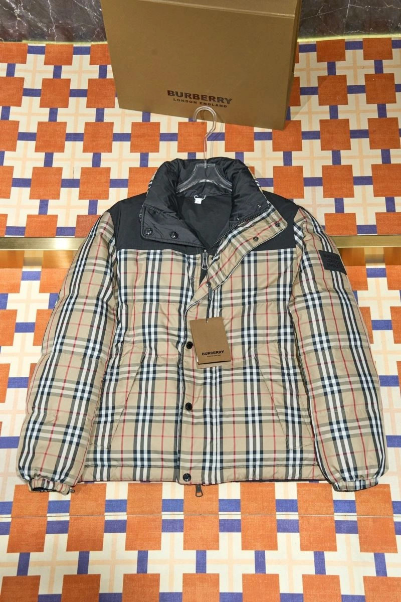 Sporty Burberry Down Jackets 105974