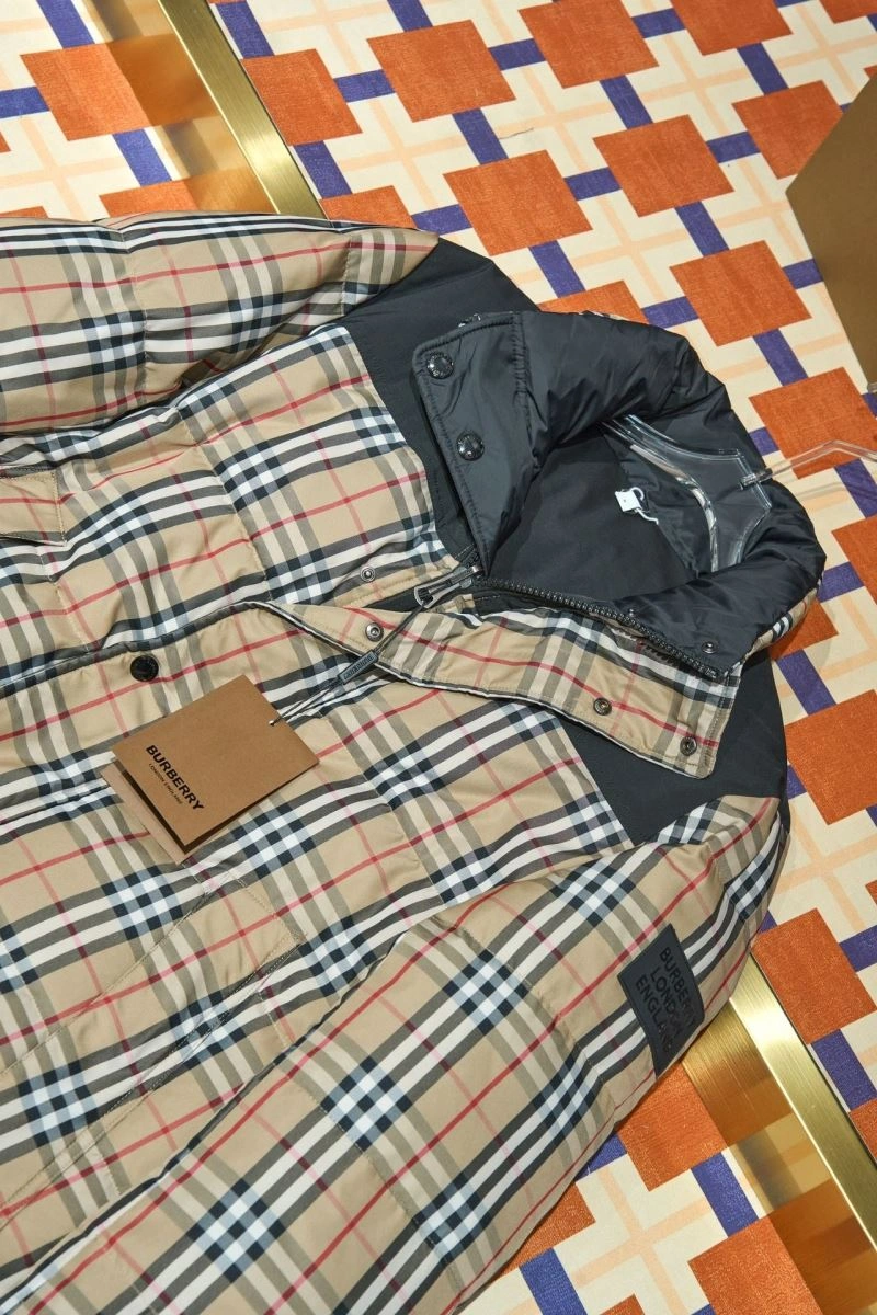 Sporty Burberry Down Jackets 105974