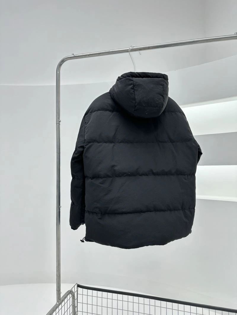 Seasonal Burberry Down Jackets 105933