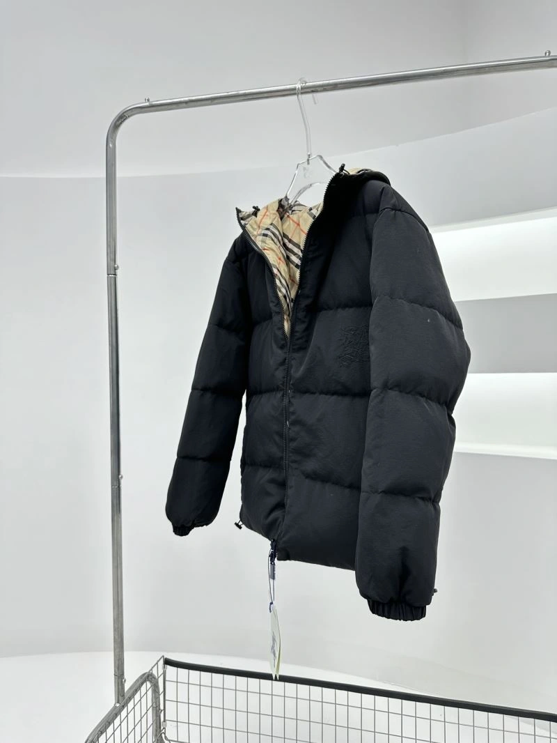 Seasonal Burberry Down Jackets 105933