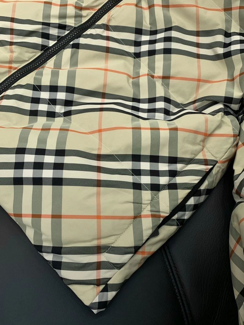 Vibrant Burberry Down Jackets 102863