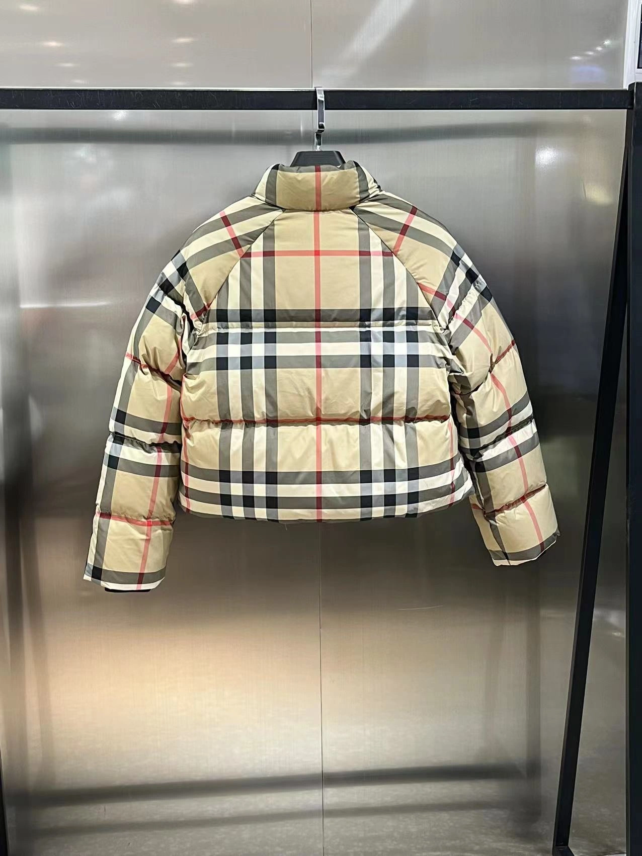 Burberry Down Jackets EyeCatching 106041