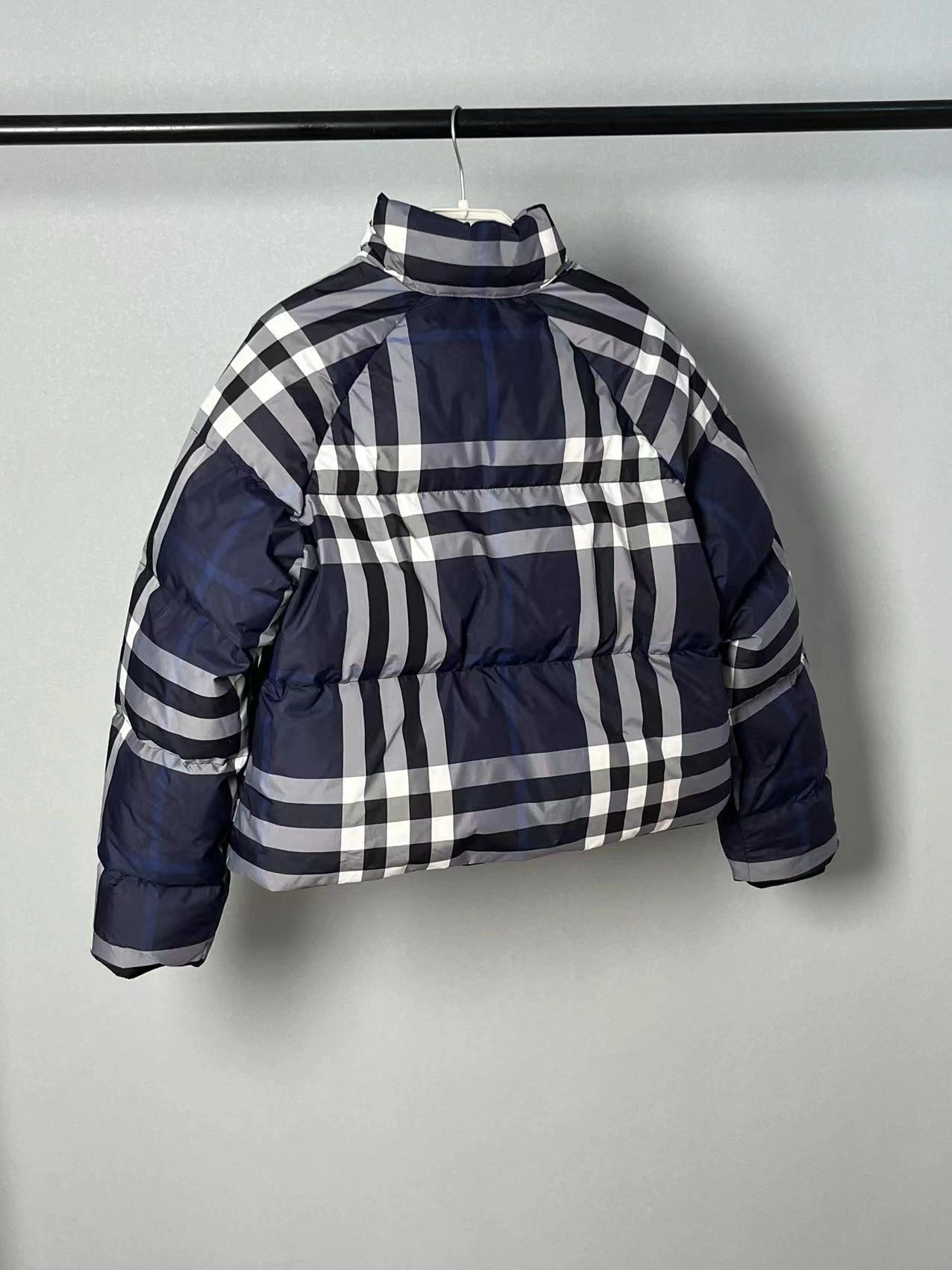 BestValue Burberry Down Jackets 106038