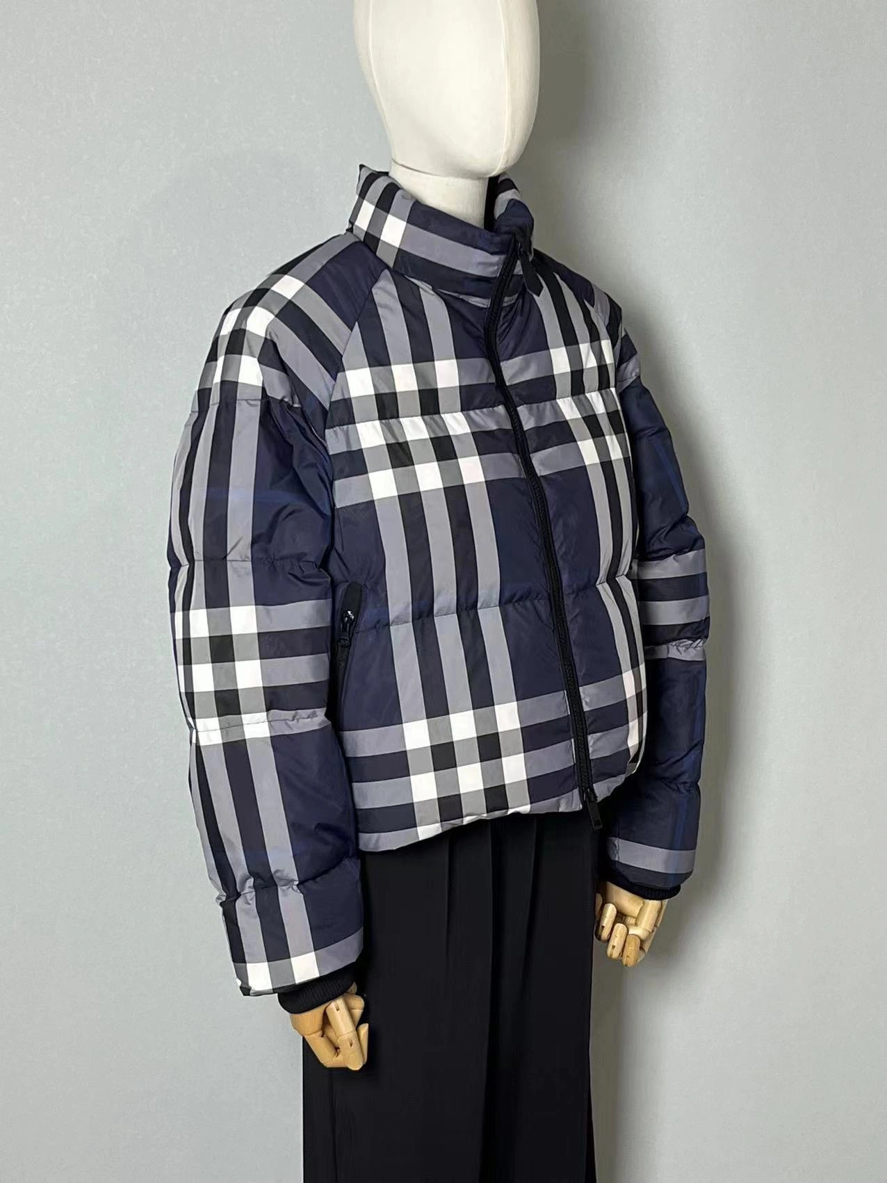 BestValue Burberry Down Jackets 106038