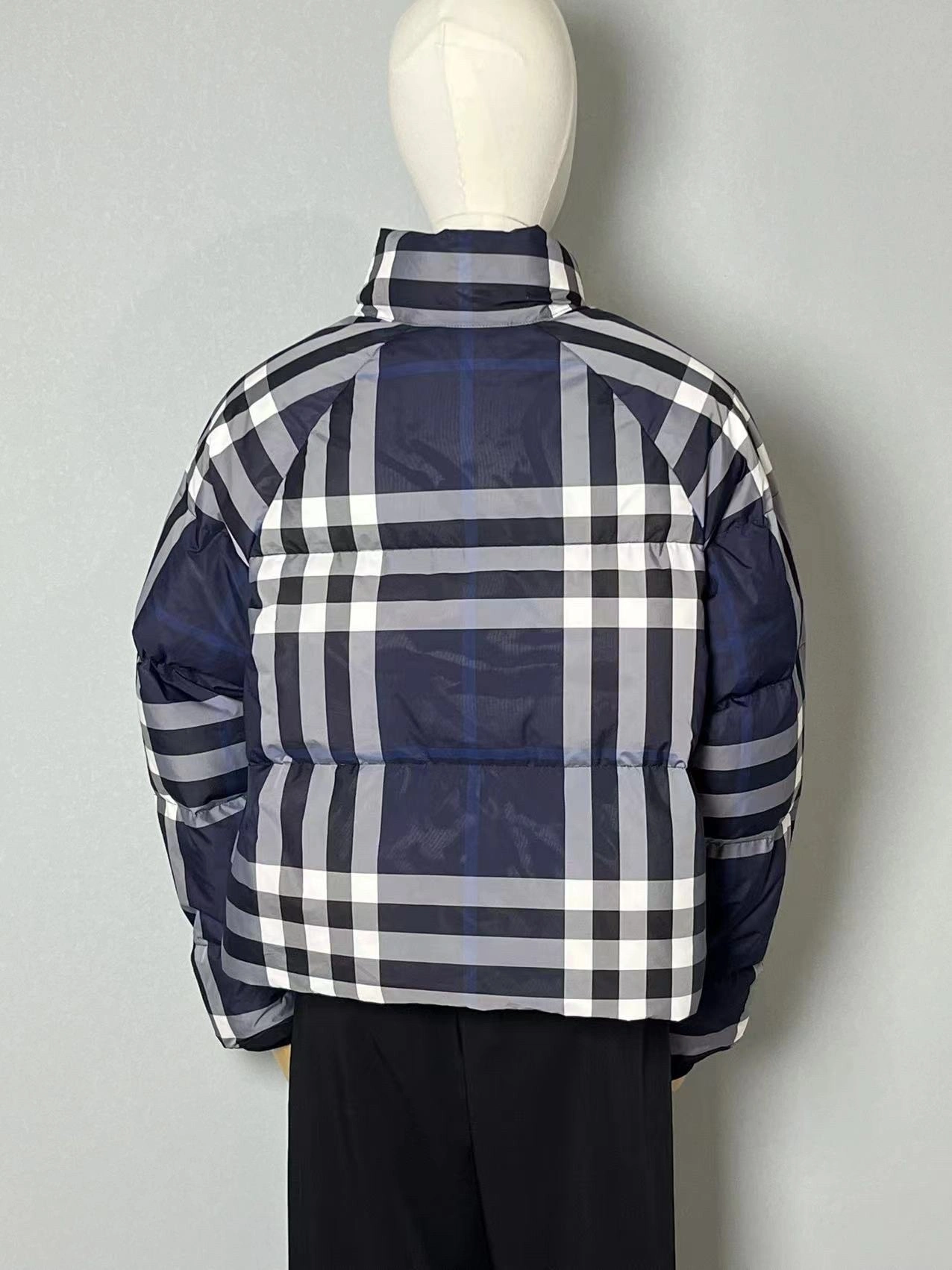 BestValue Burberry Down Jackets 106038