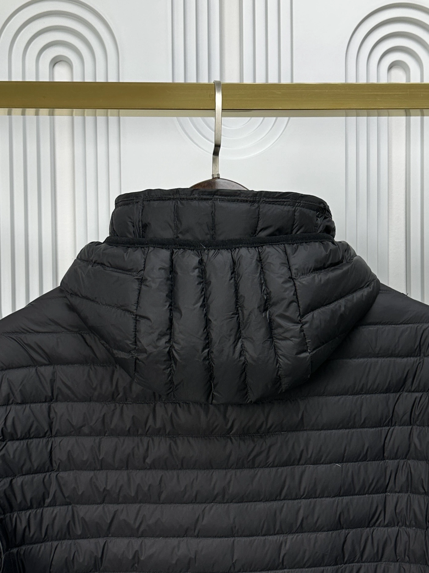 Sustainable Burberry Down Jackets 106028