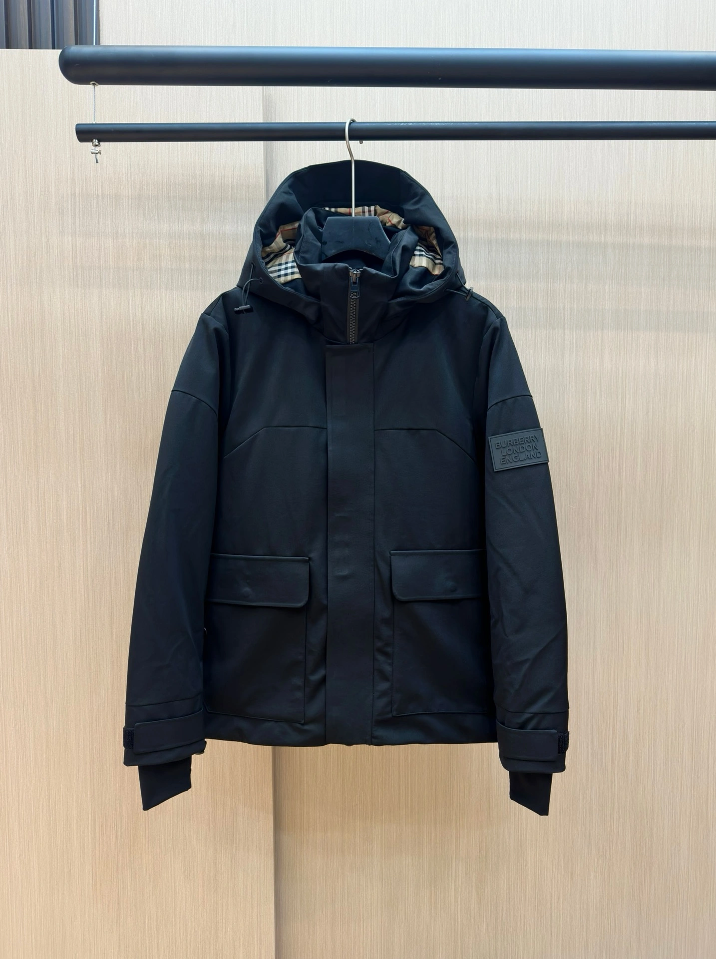 Durable Burberry Down Jackets 106029