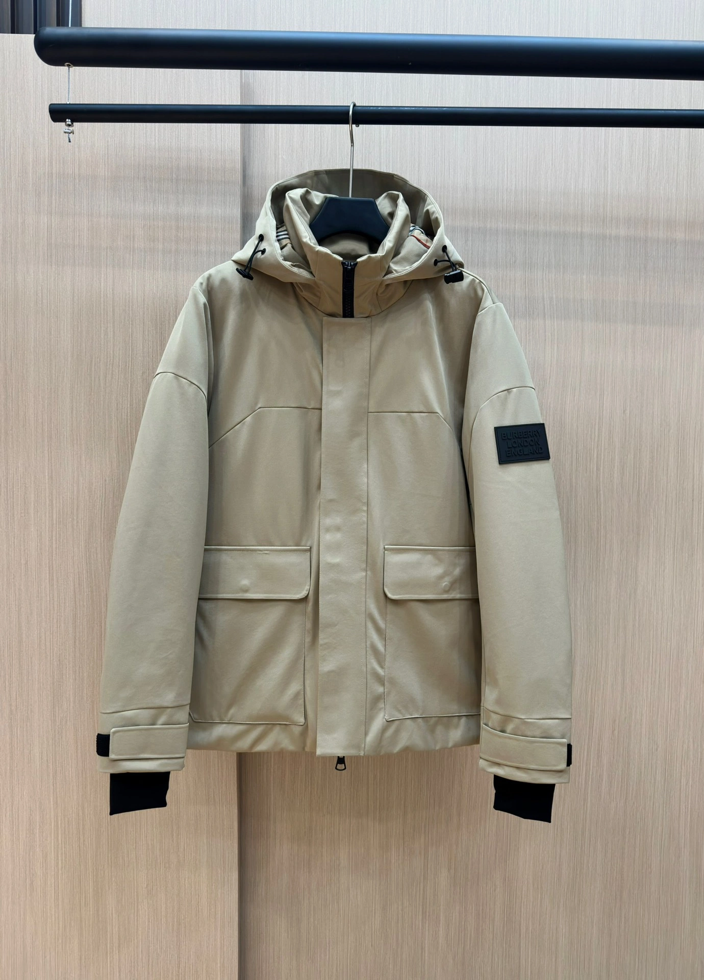 Burberry Down Jackets TechFriendly 106026