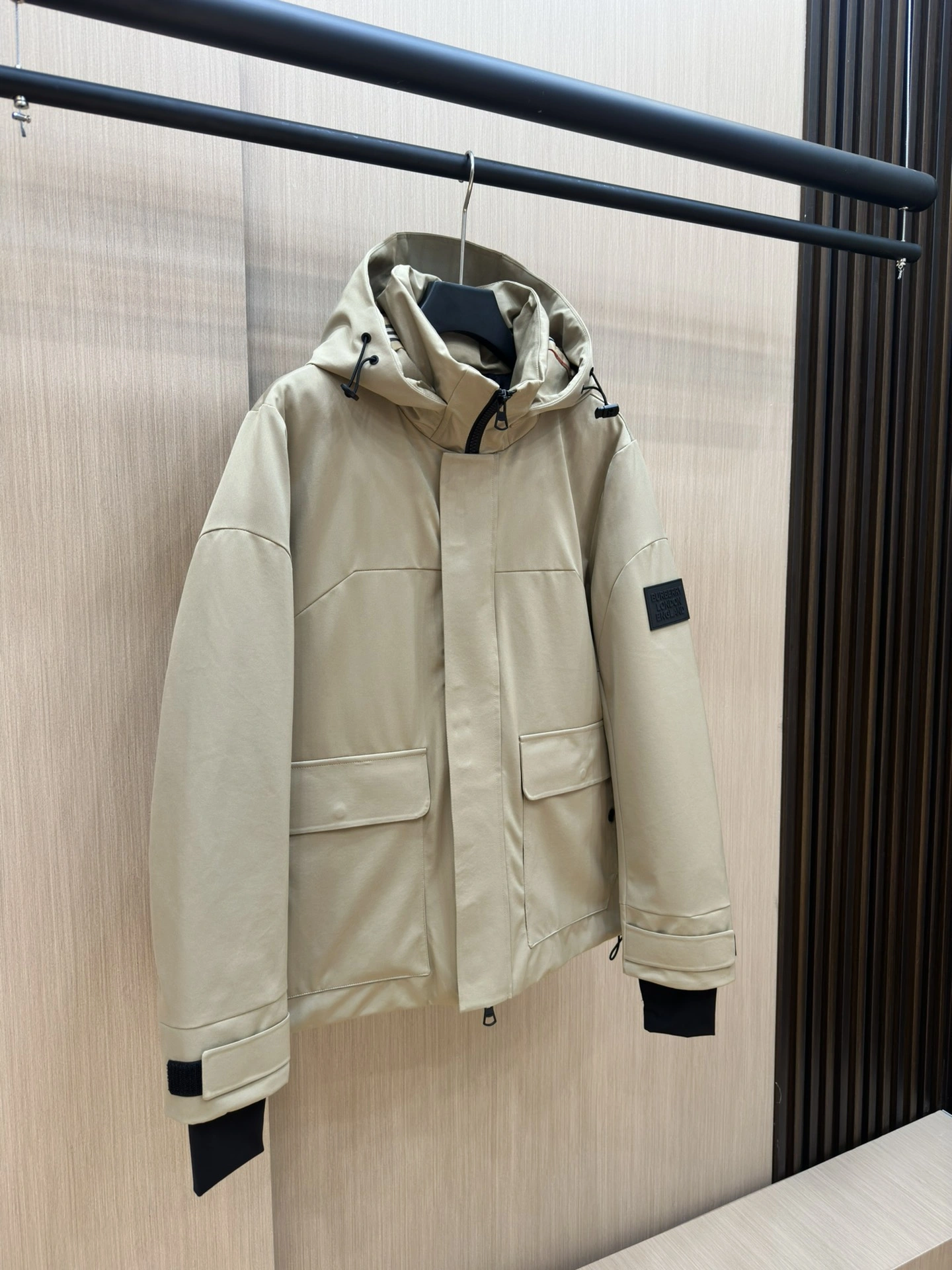 Burberry Down Jackets TechFriendly 106026