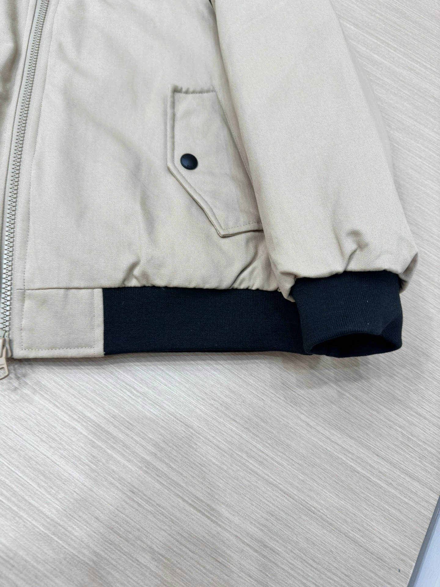 Stretchable Burberry Down Jackets 106062