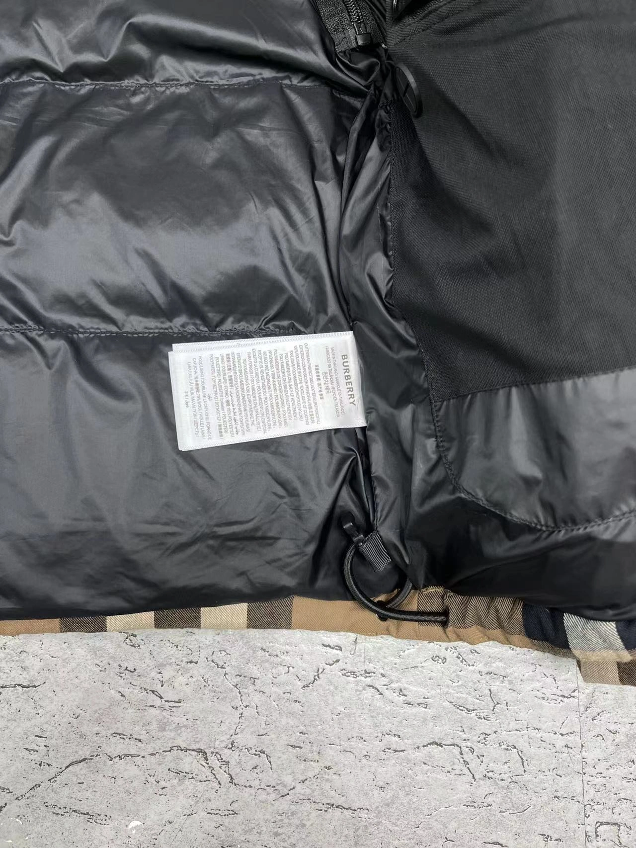 WellDesigned Burberry Down Jackets 106022