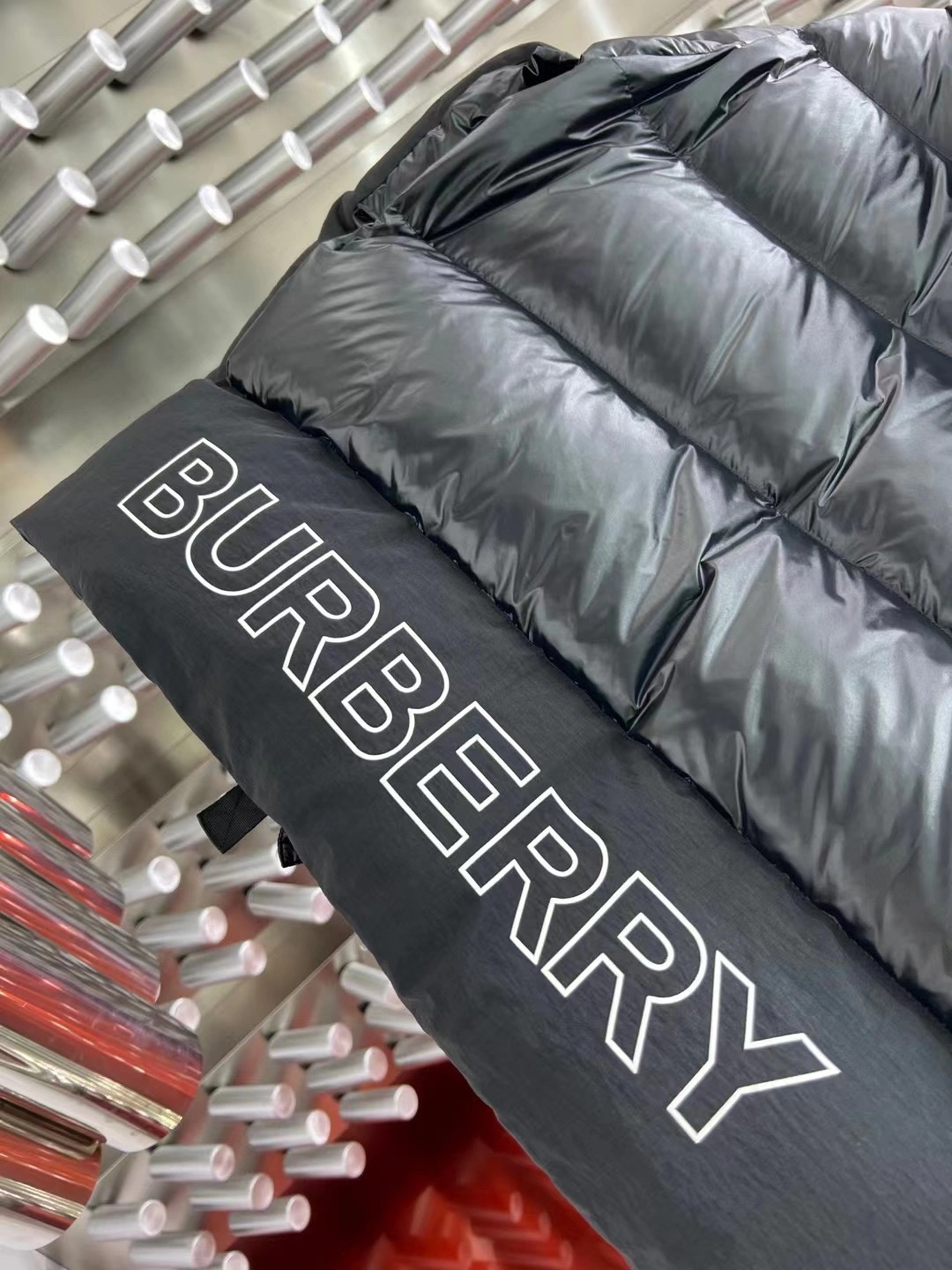 Affordable Burberry Down Jackets 106059