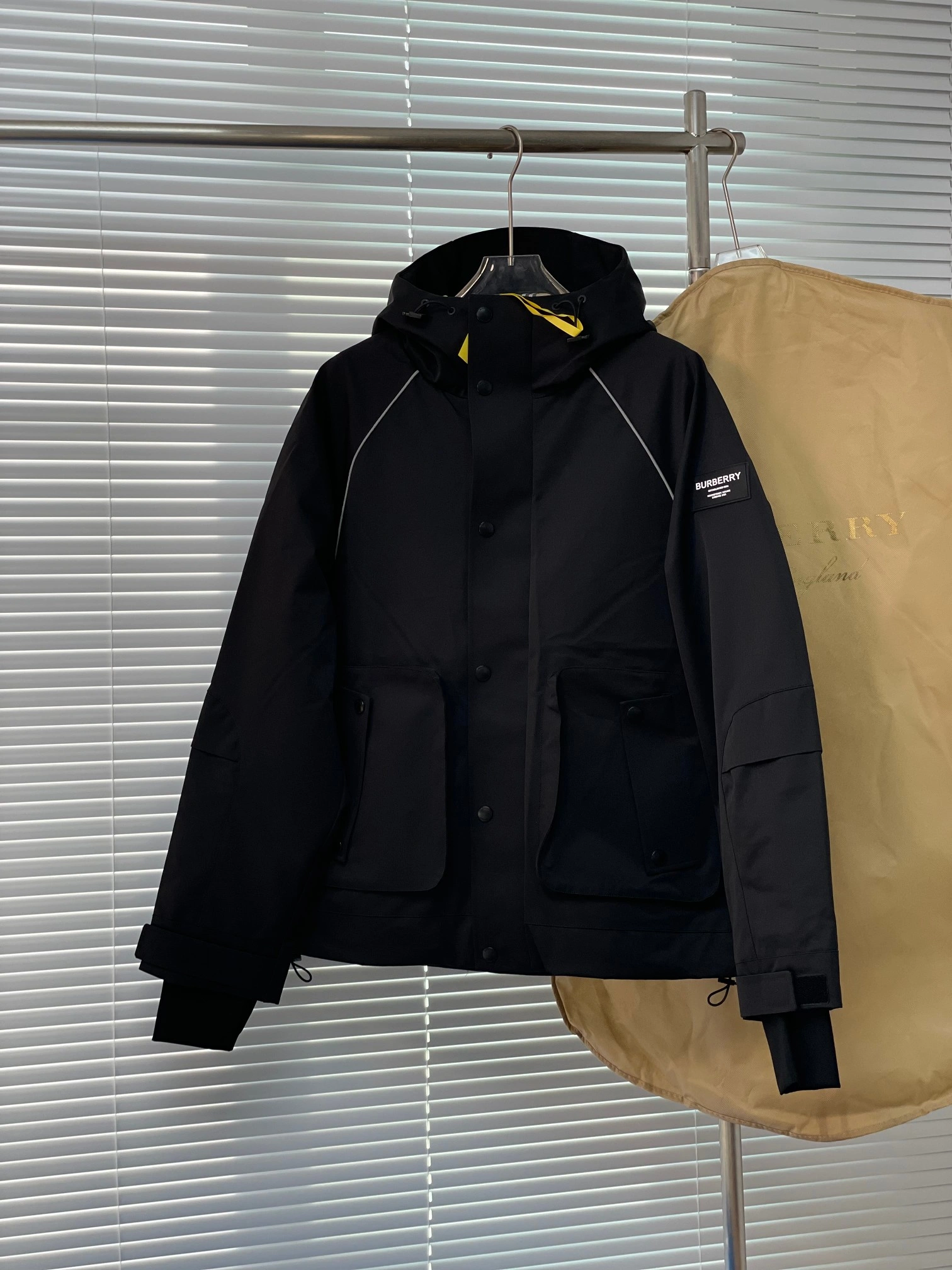 Burberry Down Jackets OnTrend 106013