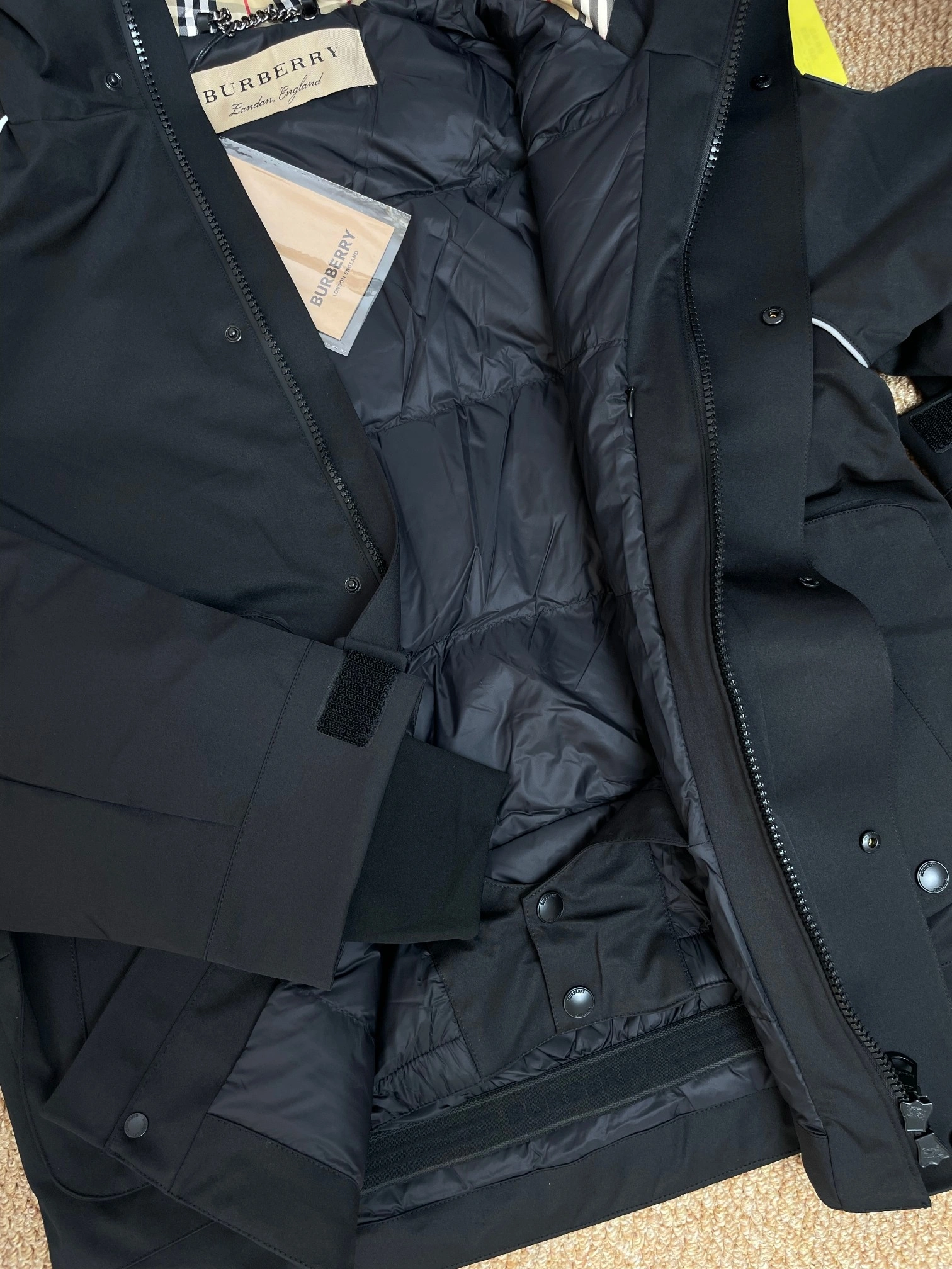 Burberry Down Jackets OnTrend 106013