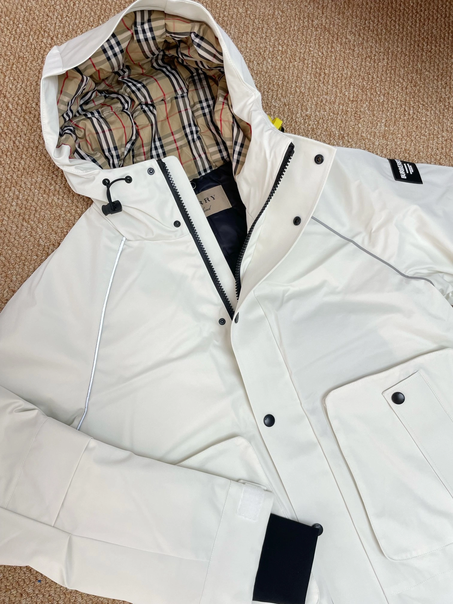 Colorful Burberry Down Jackets 106054