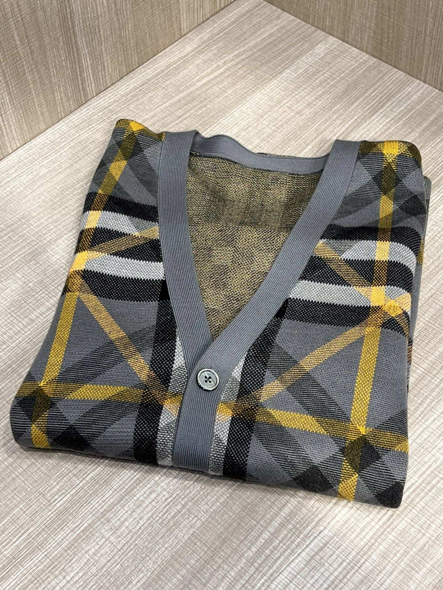 Tailored Burberry Down Jackets 106096