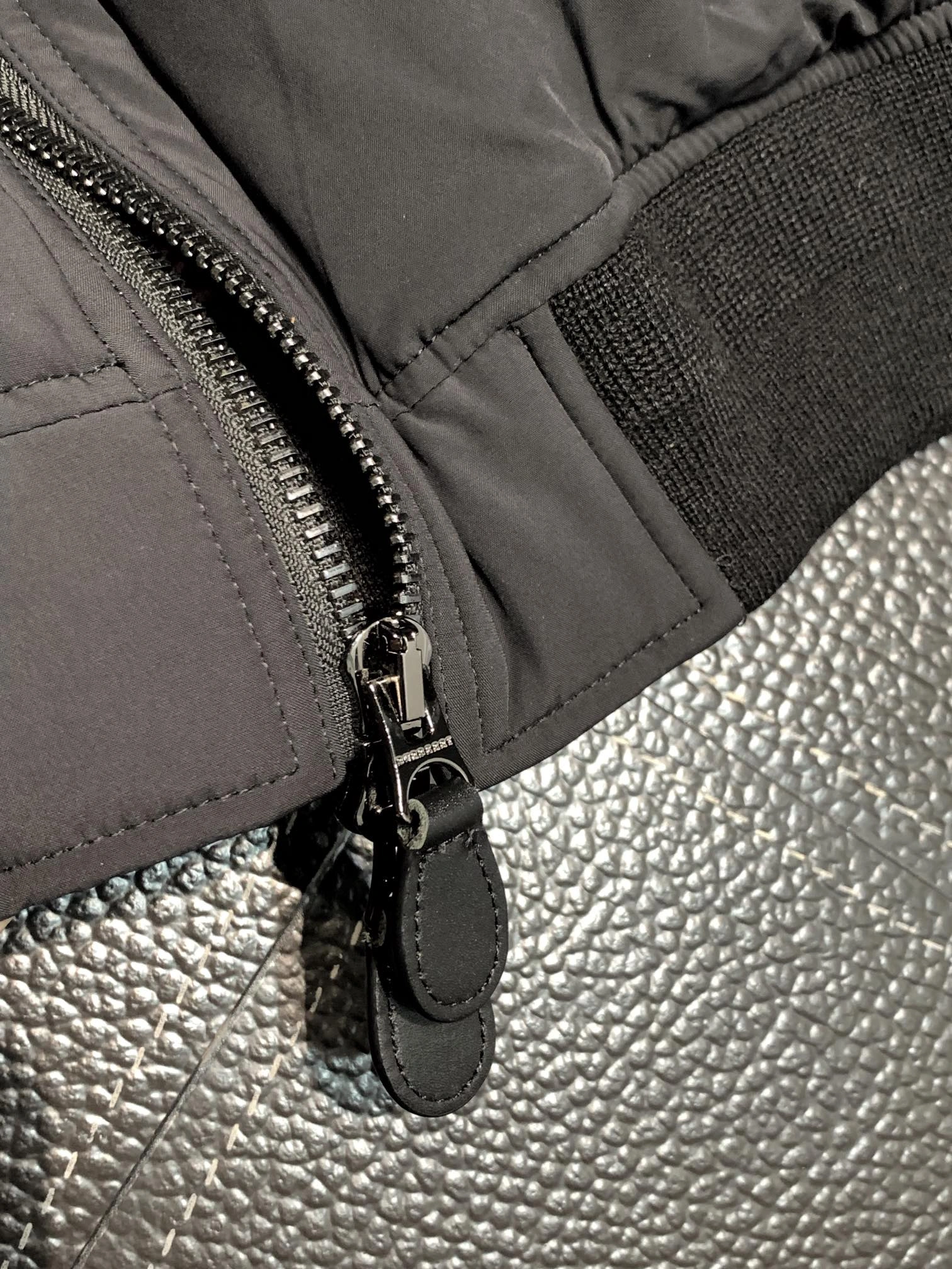 Burberry Down Jackets WaterResistant 106007
