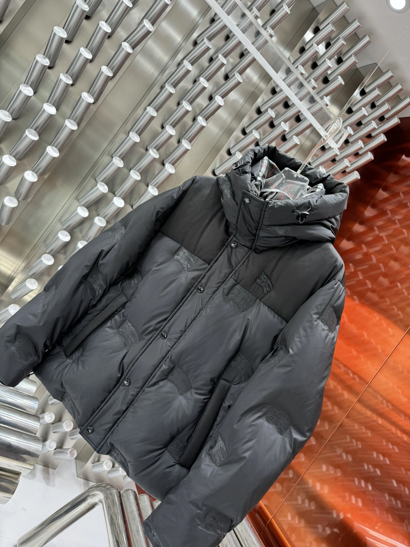 Burberry Down Jackets Trendsetting 106003