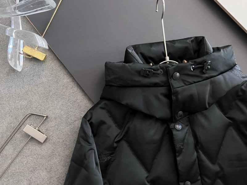 EyeCatching Burberry Down Jackets 105902