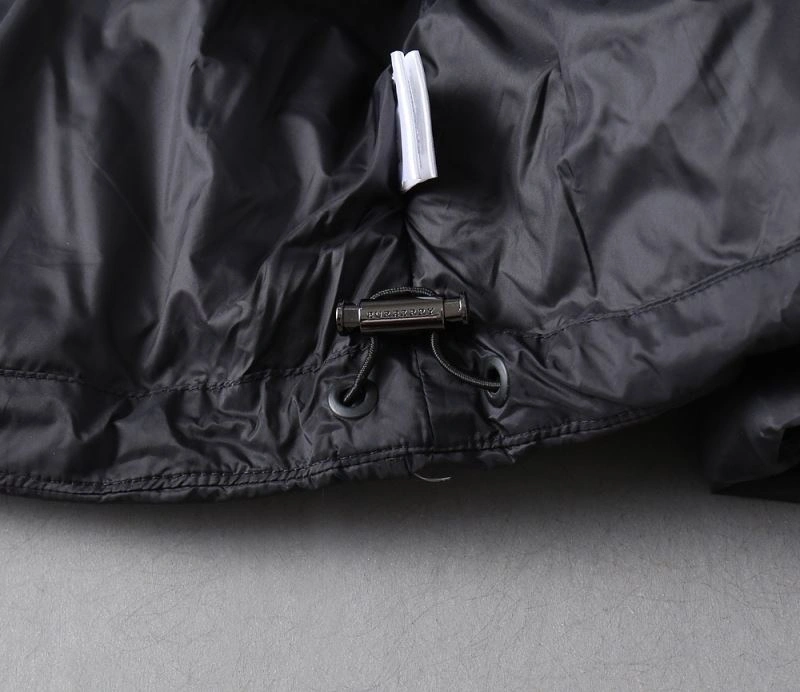 Lightweight Burberry Down Jackets 105924
