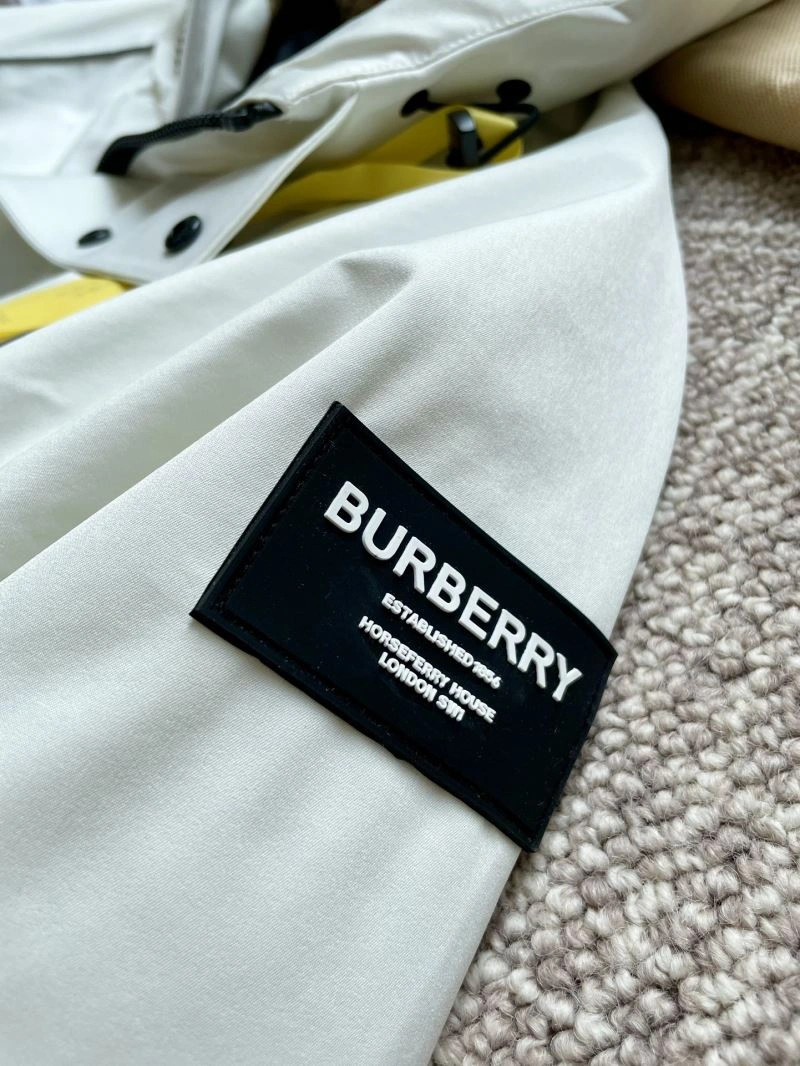 Casual Burberry Down Jackets 105881