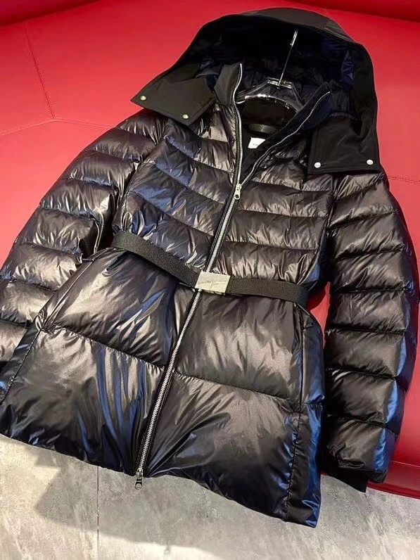 ModernLook Burberry Down Jackets 105837