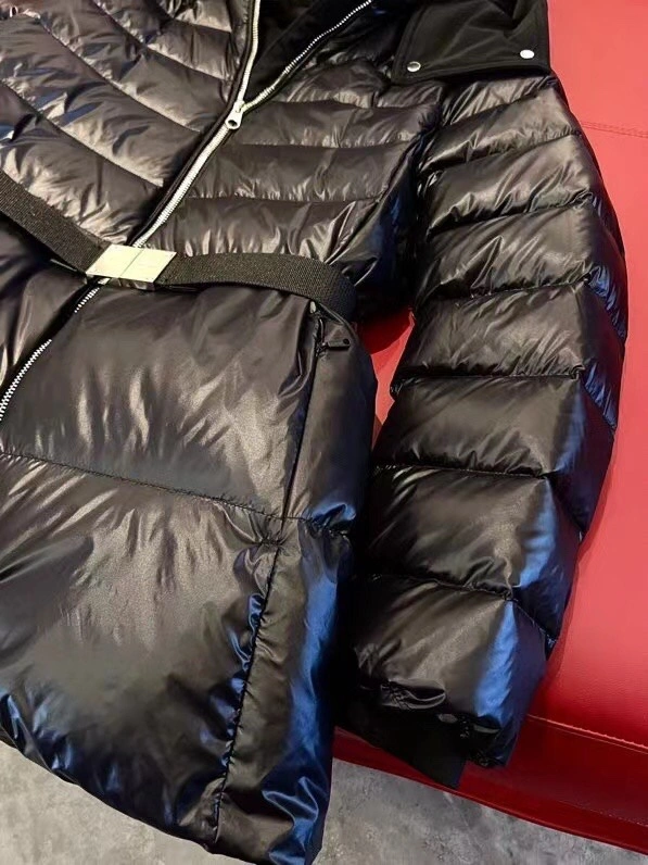 ModernLook Burberry Down Jackets 105837