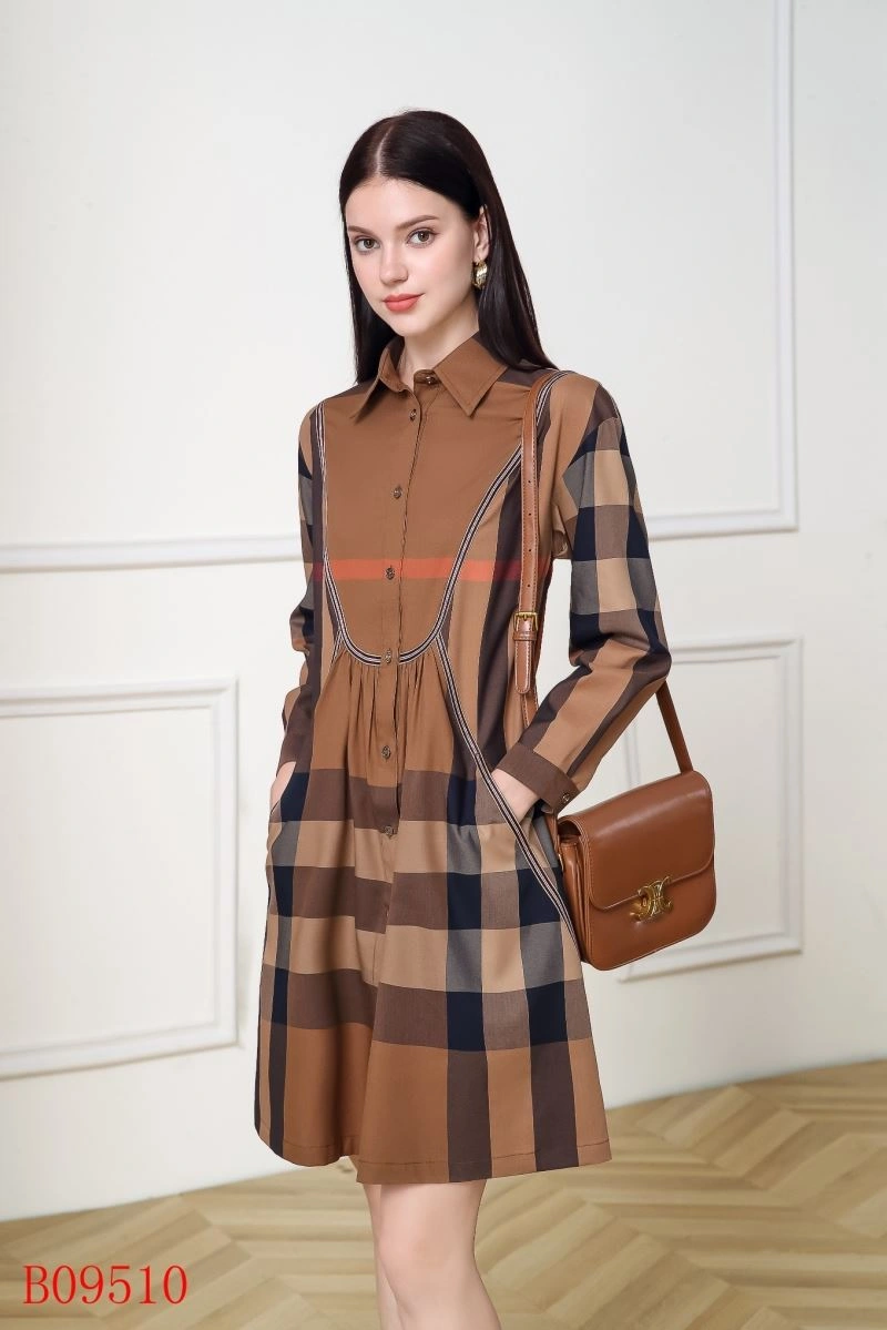 MoistureWicking Burberry Dress 104980