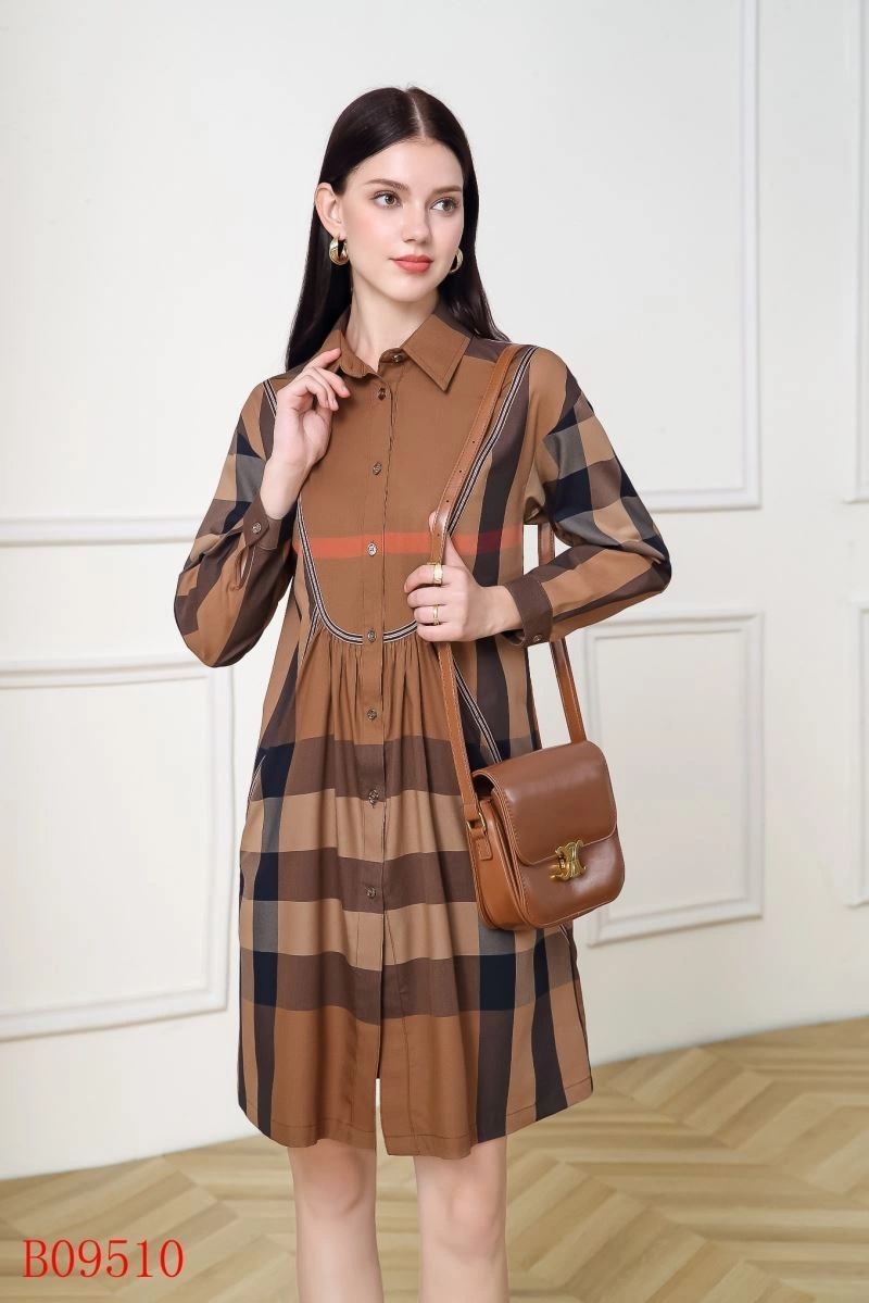 MoistureWicking Burberry Dress 104980