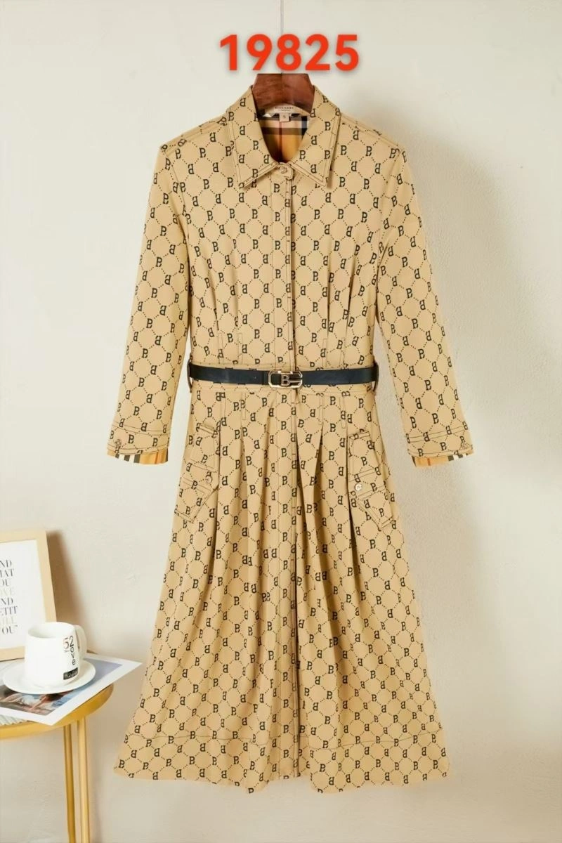 EyeCatching Burberry Dress 104977