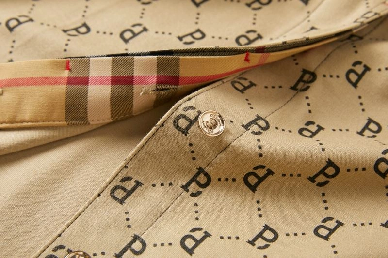 EyeCatching Burberry Dress 104977