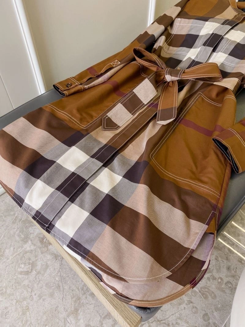 Burberry Dress Unisex 104975